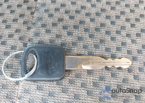 2001 Ford F-350 Lariat/Xl/Xlt z USA, uszkodzony, nr VIN 1FTSW31F11EA55735